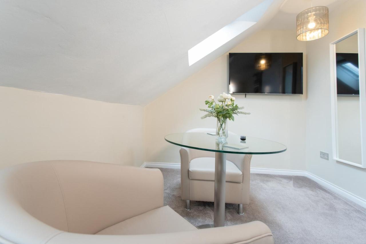 4 Private Bedroom House With 3 Parking Spaces Free Perth Exteriér fotografie